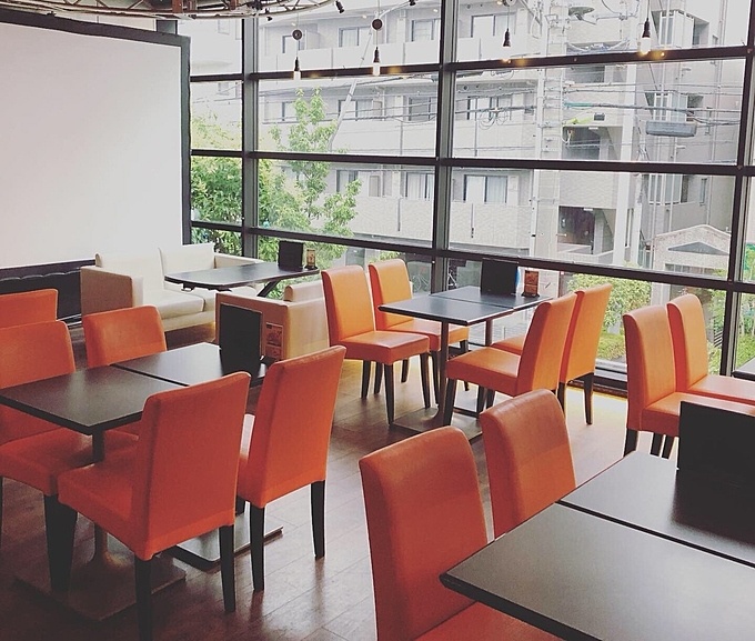 art ReG cafe 店舗内観