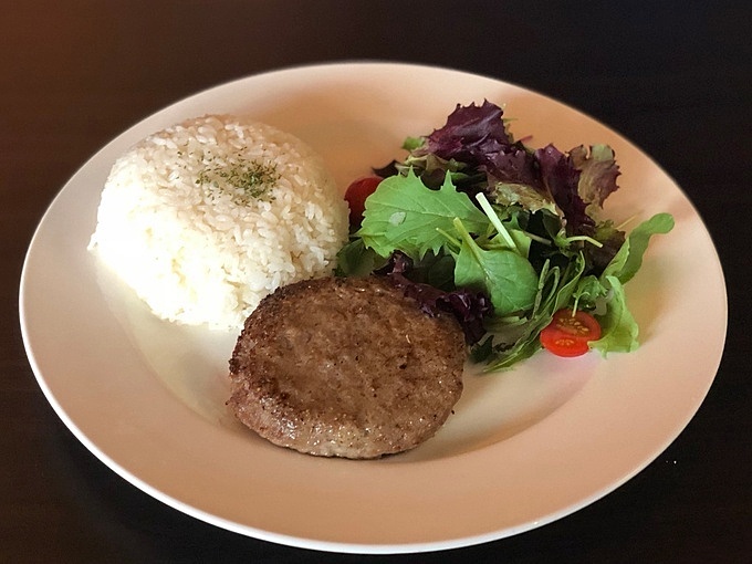 art ReG cafe ハンバーグプレート
