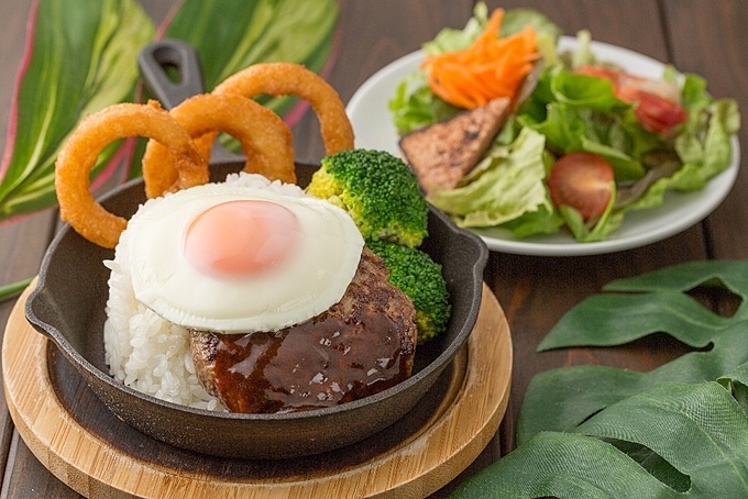 『Guy & Jo's Hawaiian Style Cafe』「和牛100% ロコモコ」