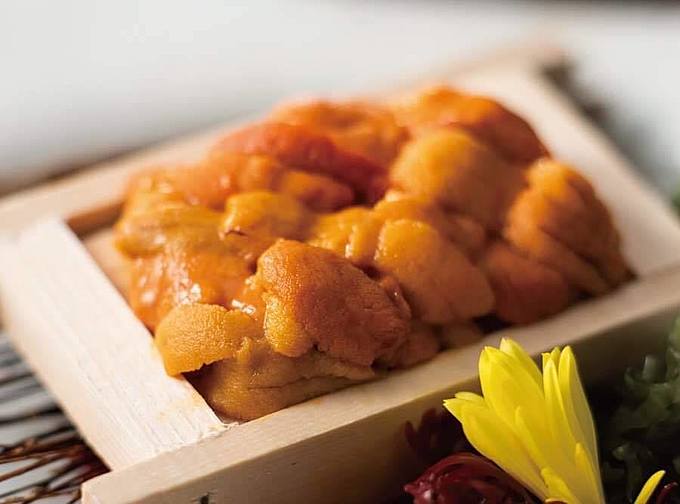 お魚総本家 池袋西口店の「生うに刺し身」画像