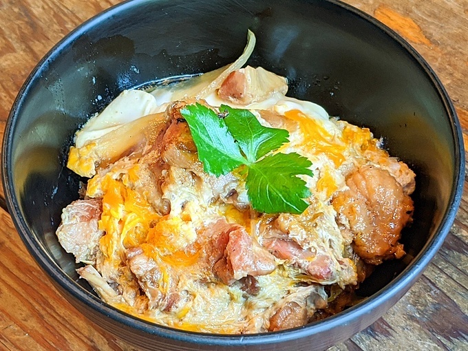 あぶりどり バリ鳥 秋葉原UDX店の親子丼の画像