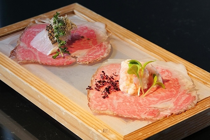29ON池袋 低温調理サーロインの肉巻き寿司