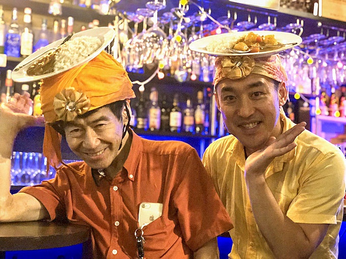 新宿御苑前の間借りカレー「カレハン食堂」のカレー☆ハンター白鳥さん