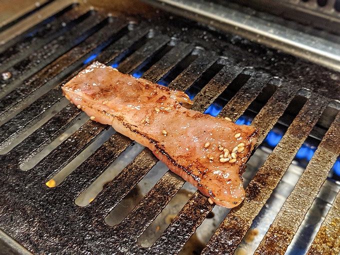 カルビの美味しい焼き方(ガス)_並カルビの焼き方手順4