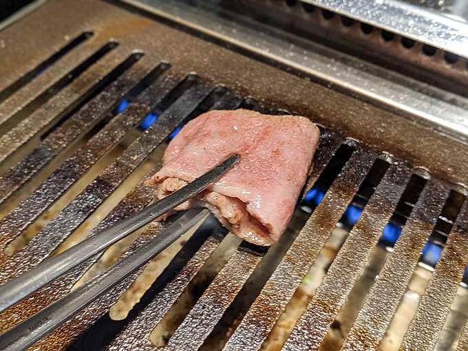 カルビの美味しい焼き方(ガス)_特上カルビの焼き方手順7
