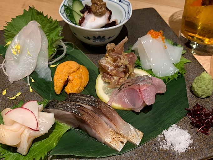 中目黒の天ぷら店、オリーブオイル天ぷらと和酒サカツヤの能登のお刺身盛り合わせ