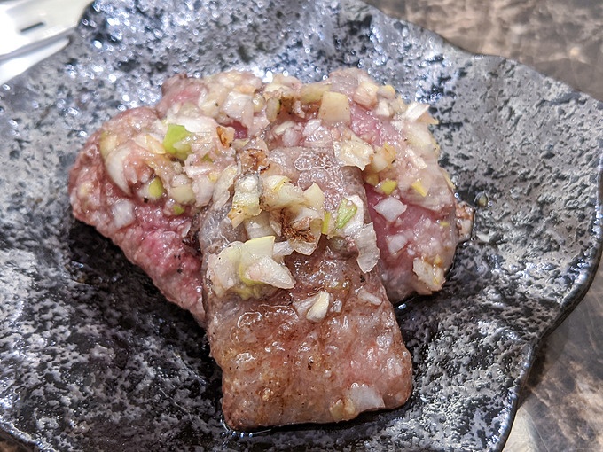 西武新宿駅の焼肉店、X牛の焼肉