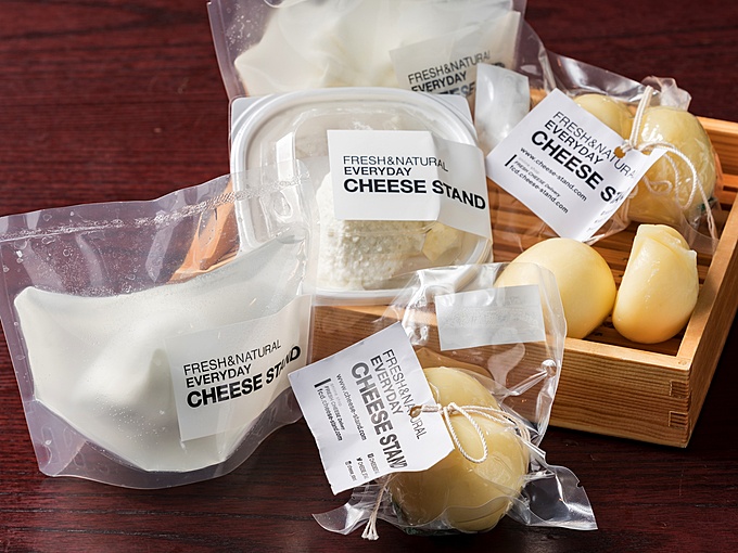 渋谷の肉割烹『もつ吉』と『CHEESE STAND』のコラボ画像