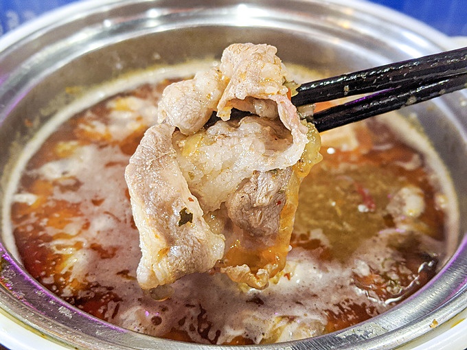 大久保駅の回転火鍋の店『辣幸子回転火鍋』の火鍋食べ放題