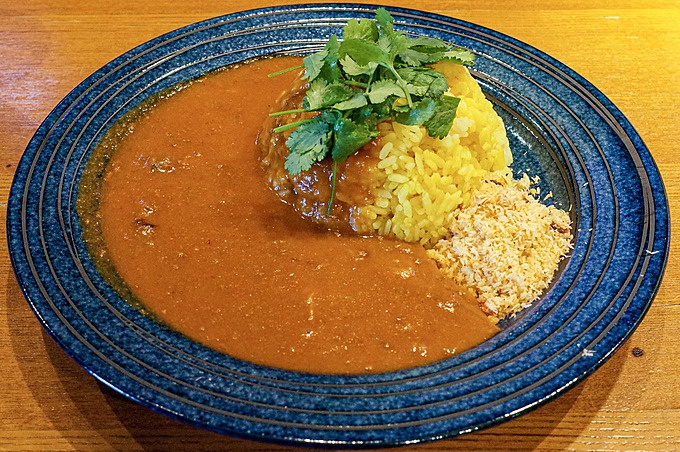 三軒茶屋の間借りカレー「マキオカリー」の「カリガリマキオカリー」