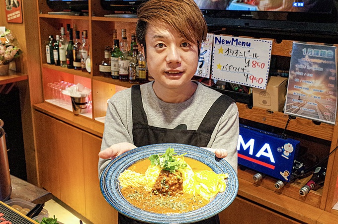 三軒茶屋の間借りカレー「マキオカリー」の「かもめんたる」槙尾ユウスケ