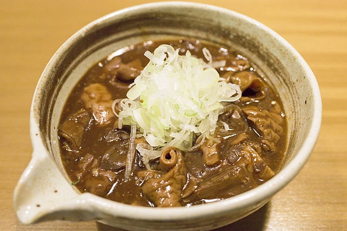 居酒屋『三六 麻布十番店』のどて煮込み