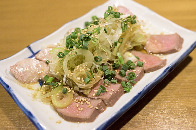 居酒屋『三六 麻布十番店』の上たん刺し
