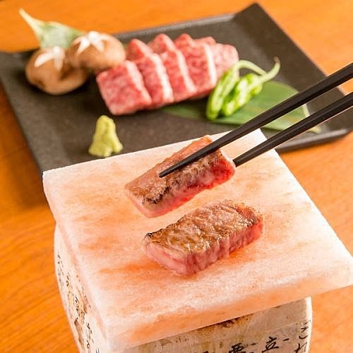 新宿、歌舞伎町の海鮮居酒屋『海月』の肉炉端コース