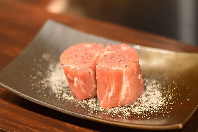 渋谷の焼肉店『もぐり』の「シャトーブリアン」