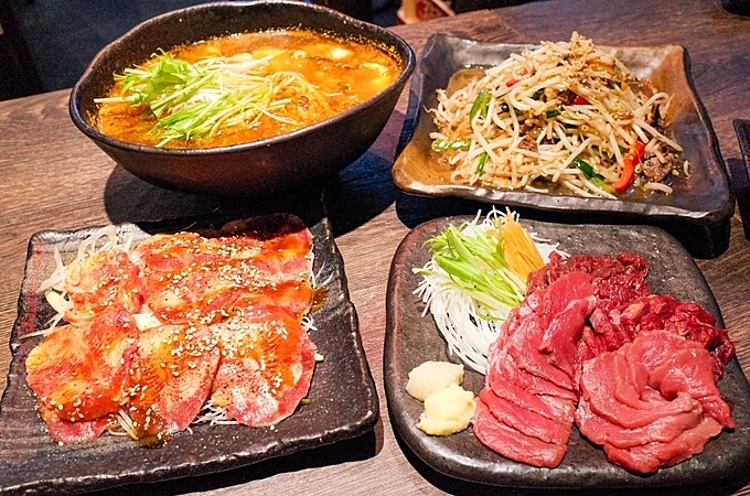 東京都北区十条の馬肉専門の居酒屋『馬ござる』