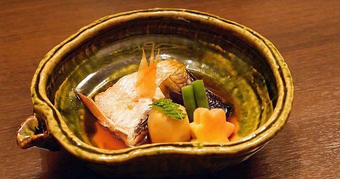 銀座の接待に最適な 和食店『銀座皆美』の煮付け画像