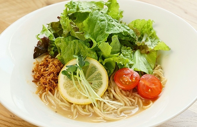 鯛骨ラーメン専門店『鯛骨拉麺 鯛祥』の鯛骨ベジラーメン画像