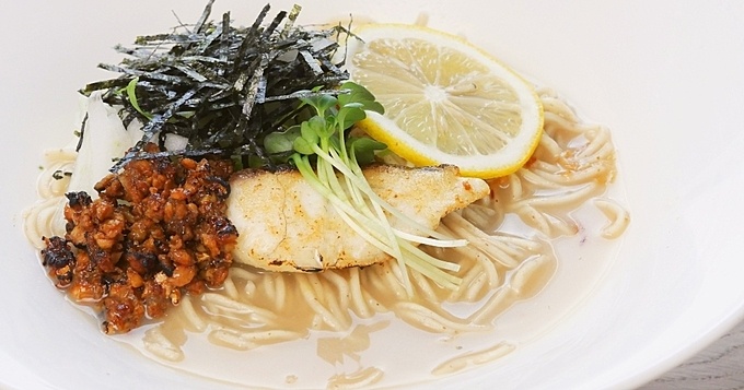 鯛骨ラーメン専門店『鯛骨拉麺 鯛祥』の鯛骨ラーメン画像