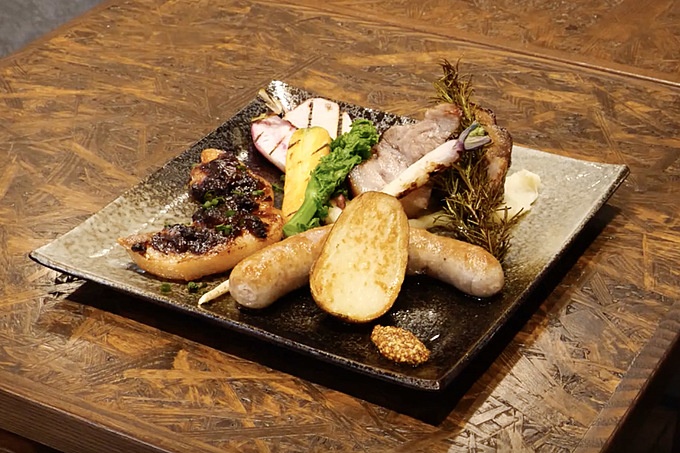 大宮 ステーキ 豚のひととき 旬銘柄豚の食べ尽くしプレート