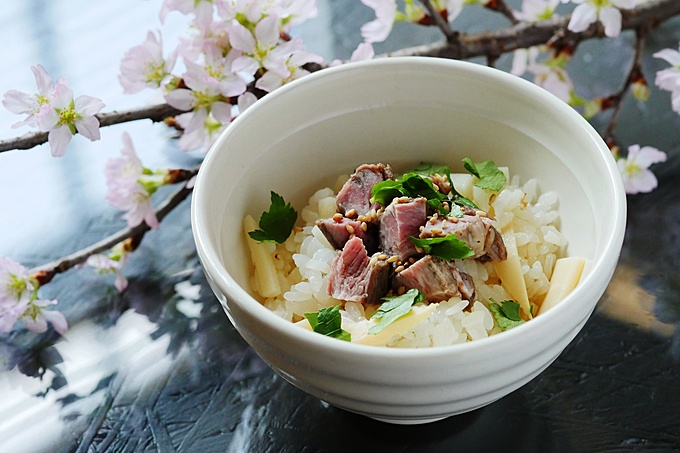 池袋、29ON池袋店の竹の子御飯