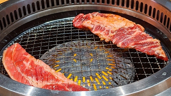 町田の焼肉屋『焼肉きんぐ』の焼肉