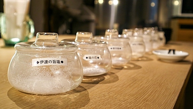 渋谷の日本酒ギャラリー『壺の中』