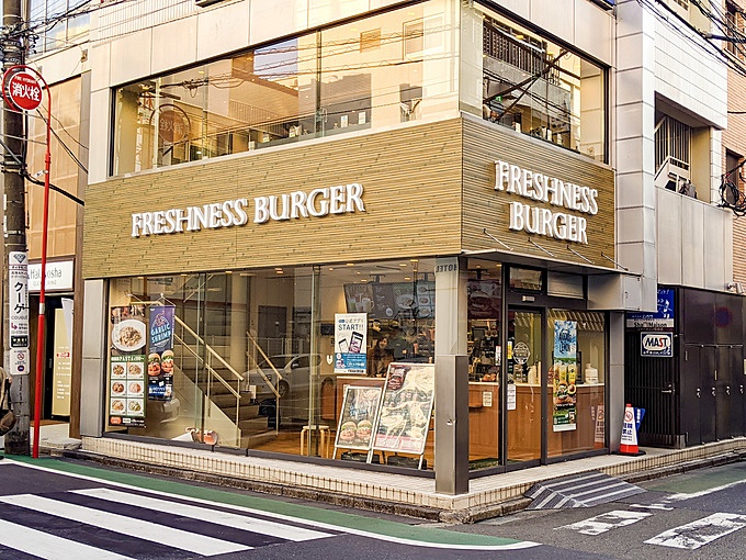 『フレッシュネスバーガー』自由が丘店外観