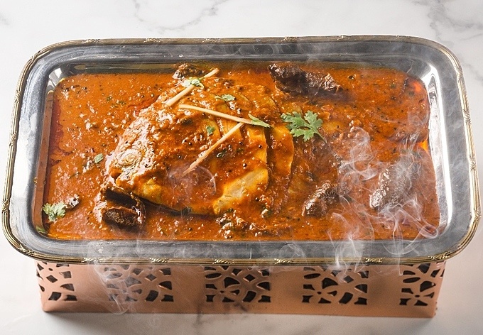 神保町のカレー屋『バンゲラズキッチン 神保町』のカレー