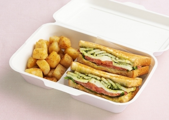 『Eggs ’n Things』の期間限定ホットサンド(テイクアウト)