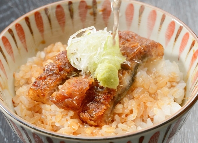 京都四条河原町のうなぎ専門店『炭櫓』のひつまぶしの出汁茶漬け