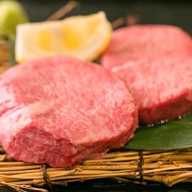 UberEats・デリバリーに対応している八丁堀の焼肉屋『貴闘炎』のブ厚いタン