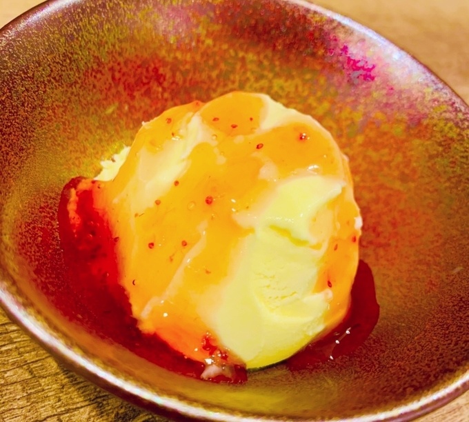 すすきののラムしゃぶ専門店『おにうす』の「ONI姫特製デザート」