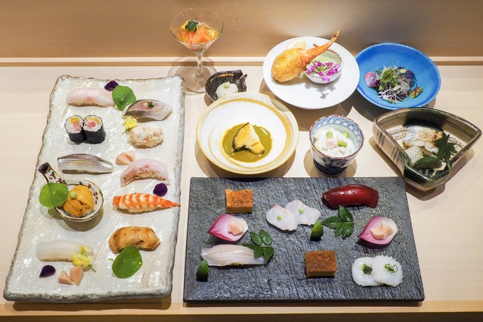 新宿東口「鮨やまけん」の涼月コース