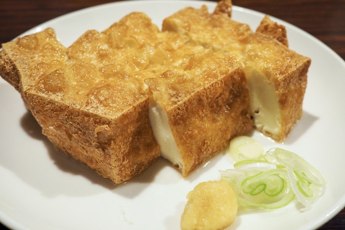 品川東口の包丁やの手作り厚揚げ
