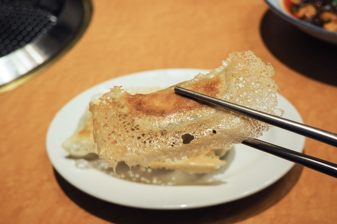 焼肉どうらく×横浜中華街餃子伝説の餃子