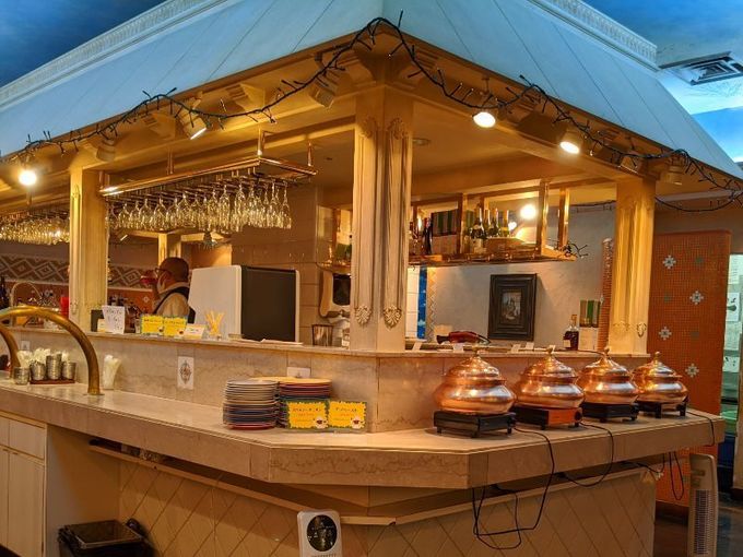 都庁前のクラフトビールパスポート加盟店『スパイスヘブン』のバーカウンター