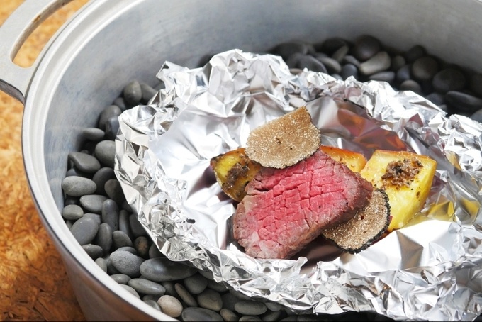 「さつまいもと低温調理肉〜焼き芋仕立て〜」