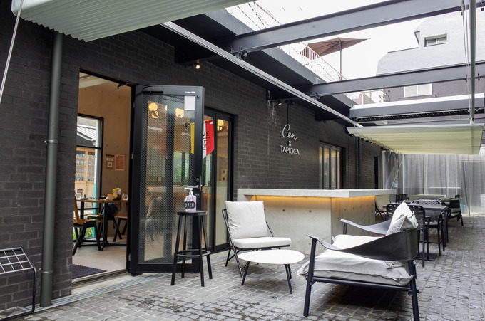 新大久保 CEN CAFE