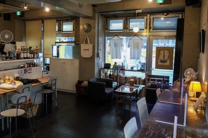 保谷『Cafe Anubias nana』