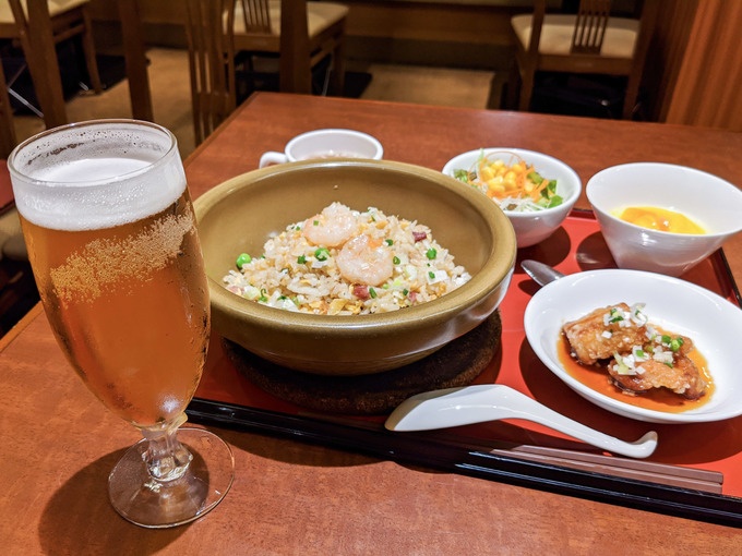 新宿ミロード「口福炒飯楼」の五目土鍋炒飯