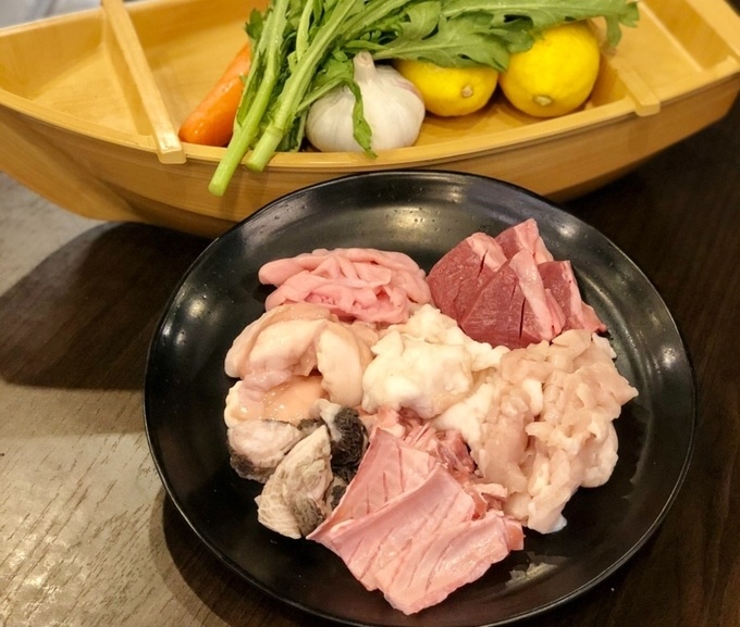 「マゼ肉盛り合わせ(塩/タレ)」