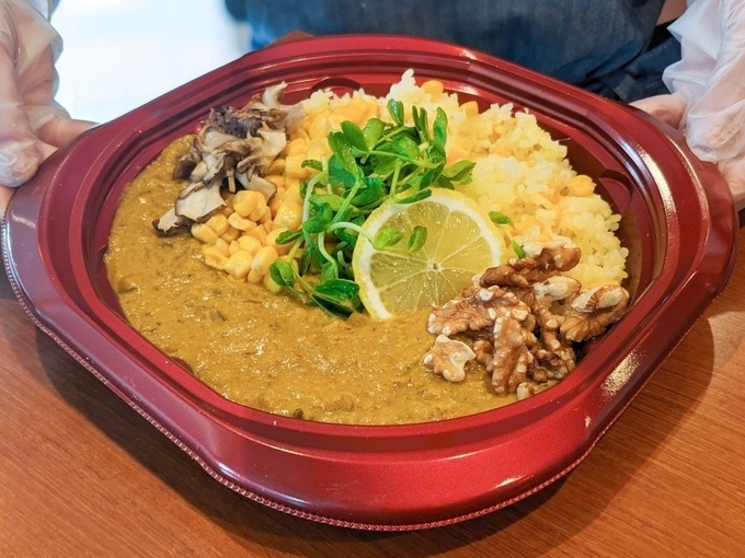 「黄色いコーンカレー」