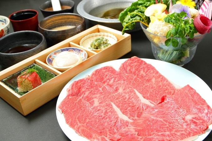 池袋のしゃぶしゃぶ専門店『しゃぶしゃぶ将泰庵 西武池袋本店』の「A5ランク特選黒毛和牛のしゃぶしゃぶ御膳(160g)」の画像