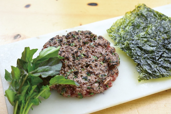 池袋のしゃぶしゃぶ専門店『しゃぶしゃぶ将泰庵 西武池袋本店』の「和牛のなめろう」の画像